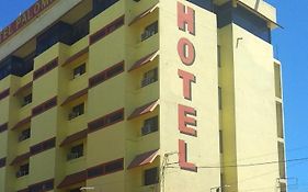 Hotel Palomino Palace